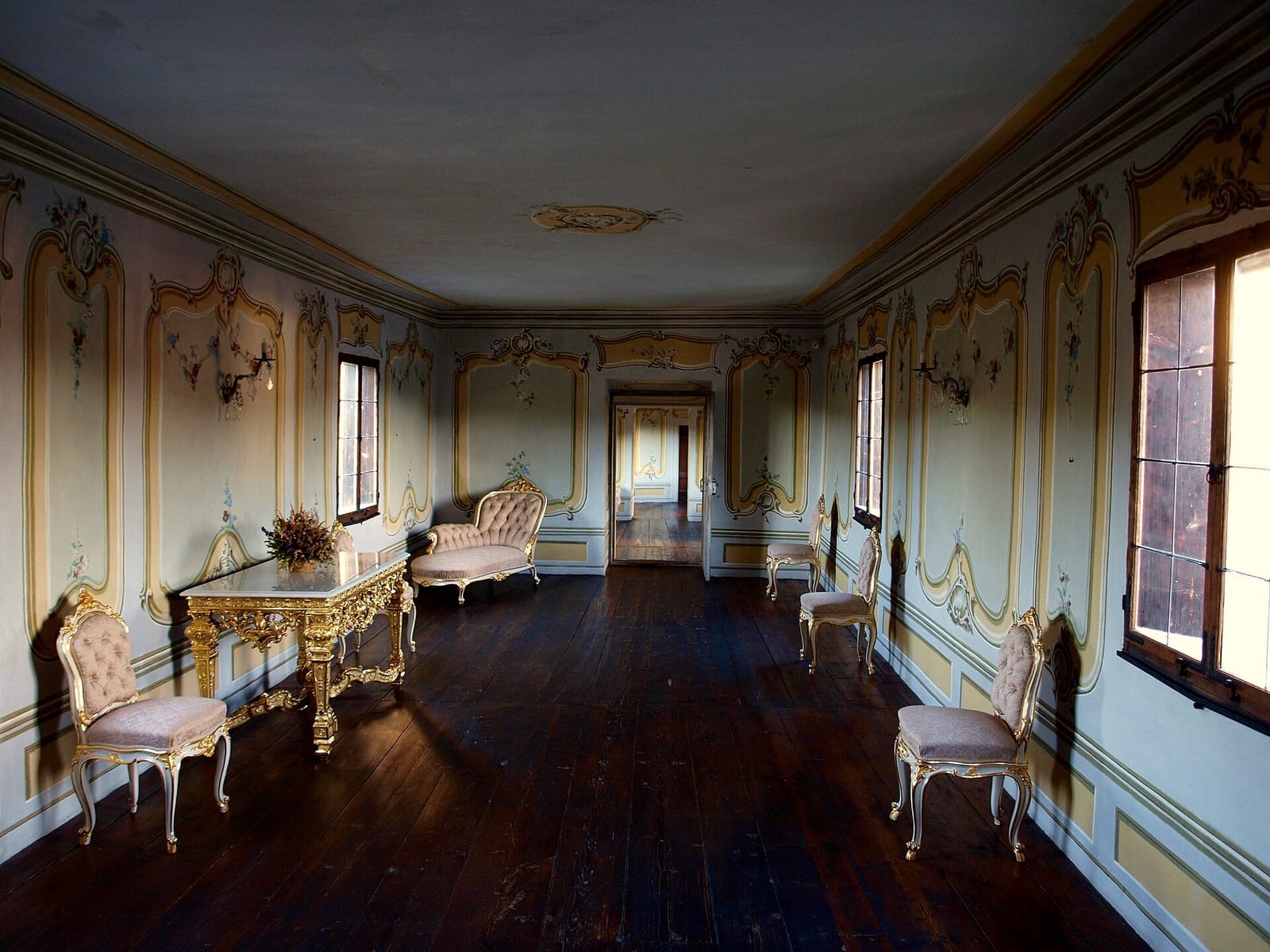 State Castle · masquerade hall